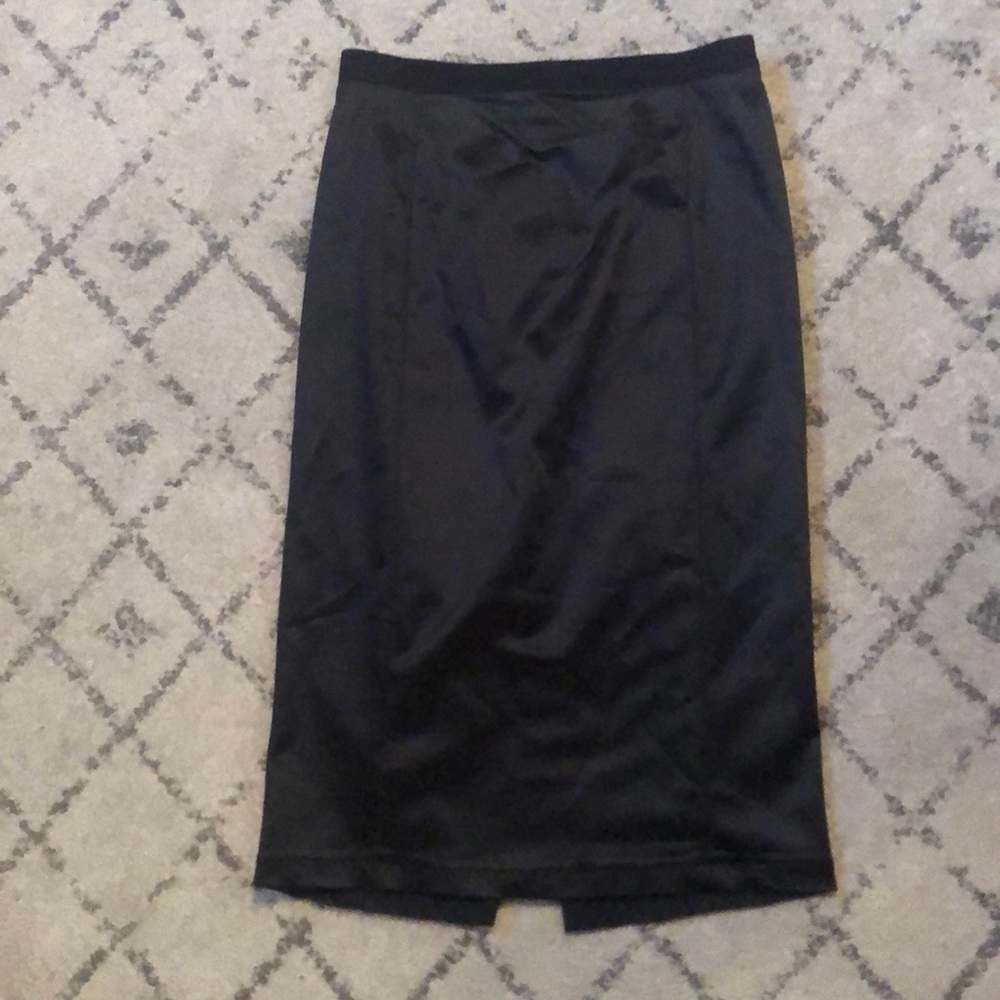 DG black stretch pencil skirt